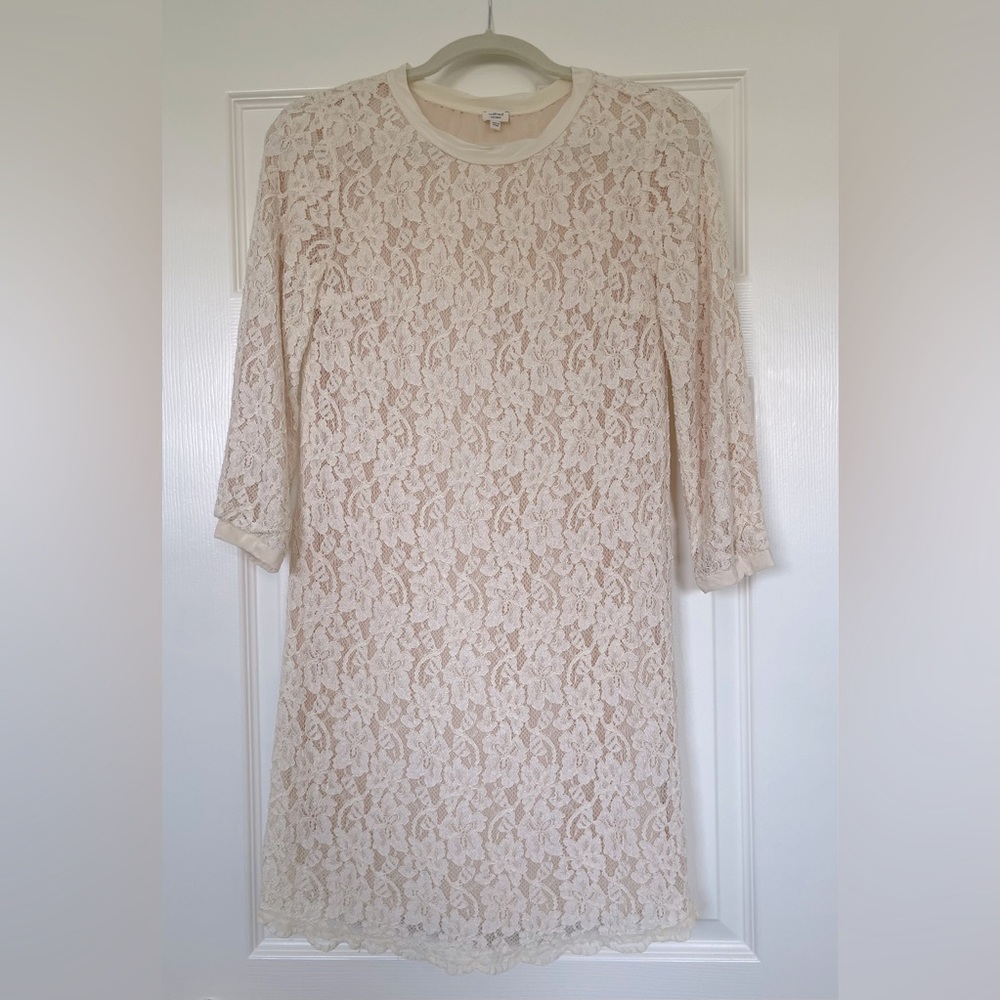 Aritzia Wilfred Cream Lace Silk Trim Dress in size XX small.